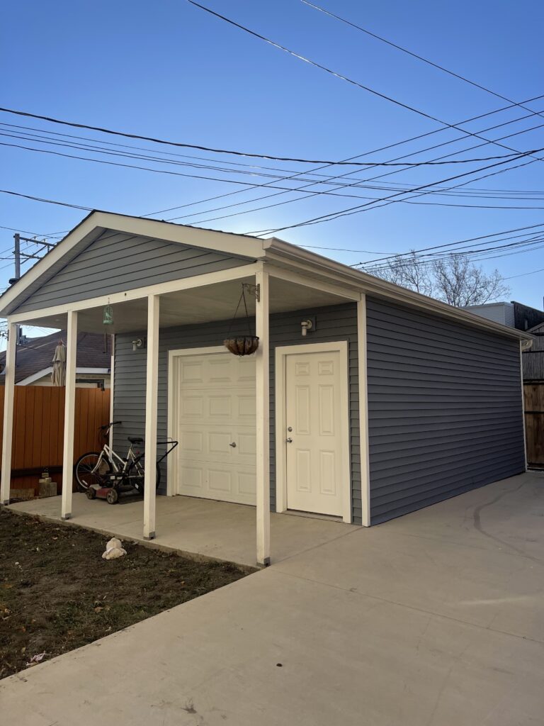 New garage built in a Chicago backyard